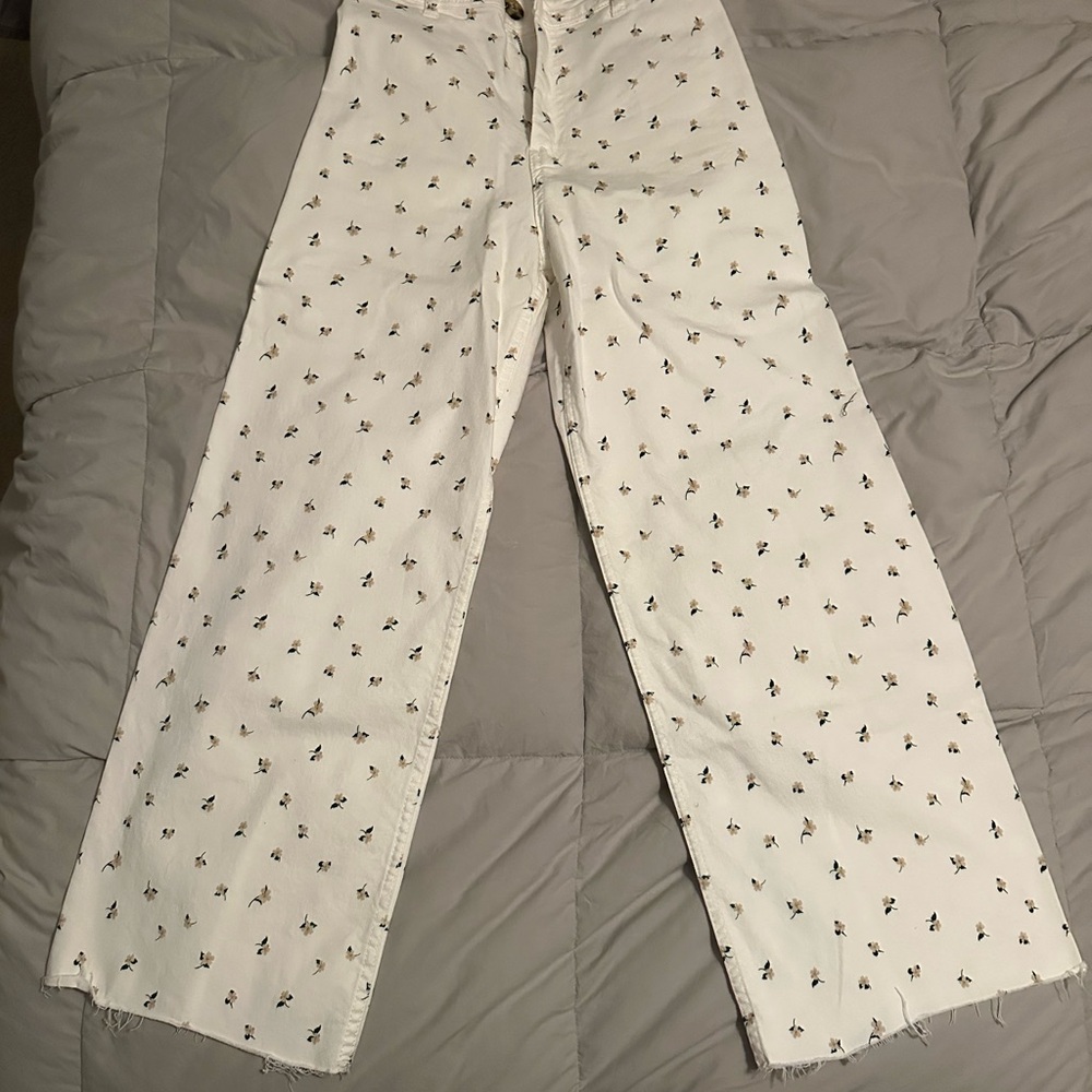 Stradivarius White Patterned Flare Jeans